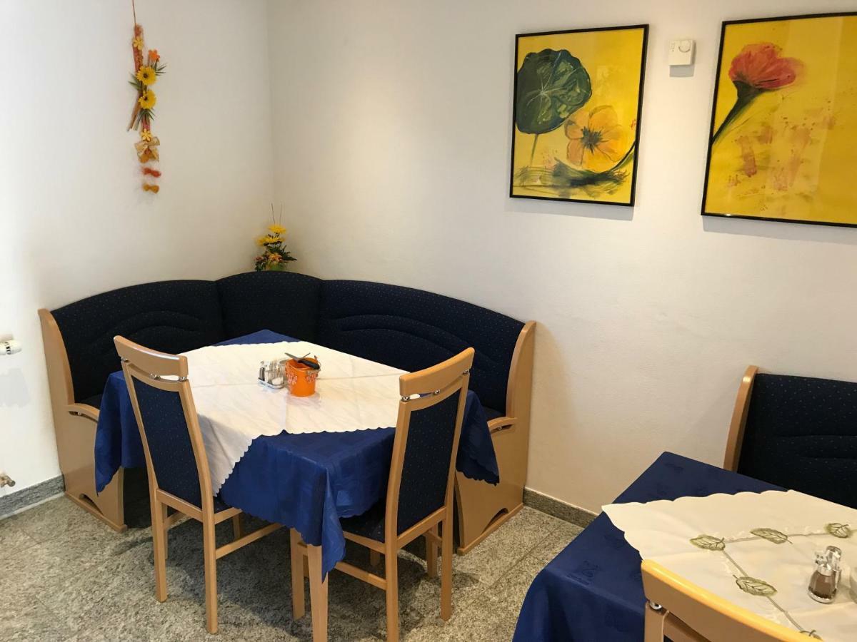 Gaestehaus Lindenhof Jennersdorf Buitenkant foto